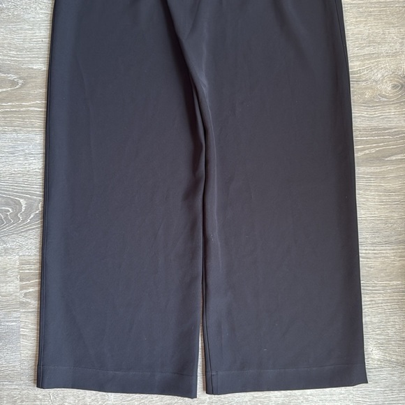 Lululemon Noir Pant *Woven Black 8 - Picture 13 of 14
